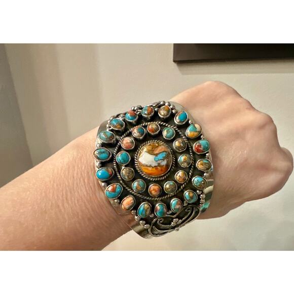 HUGE!!! Spiny Oyster Southwestern Cuff Bracelet Size 8+